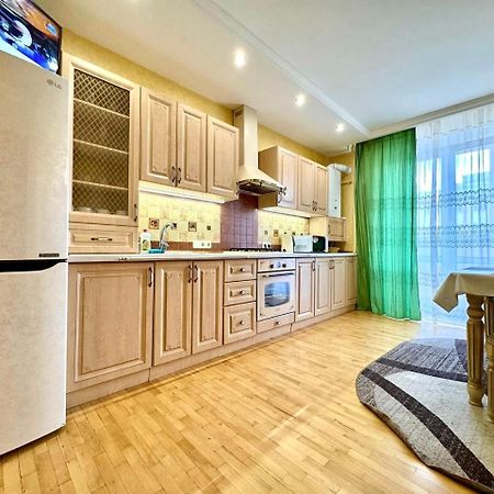 Apartpoltava Вишукані Просторі Апартаменти, Аграрний Університет, Звітна Документація ภายนอก รูปภาพ