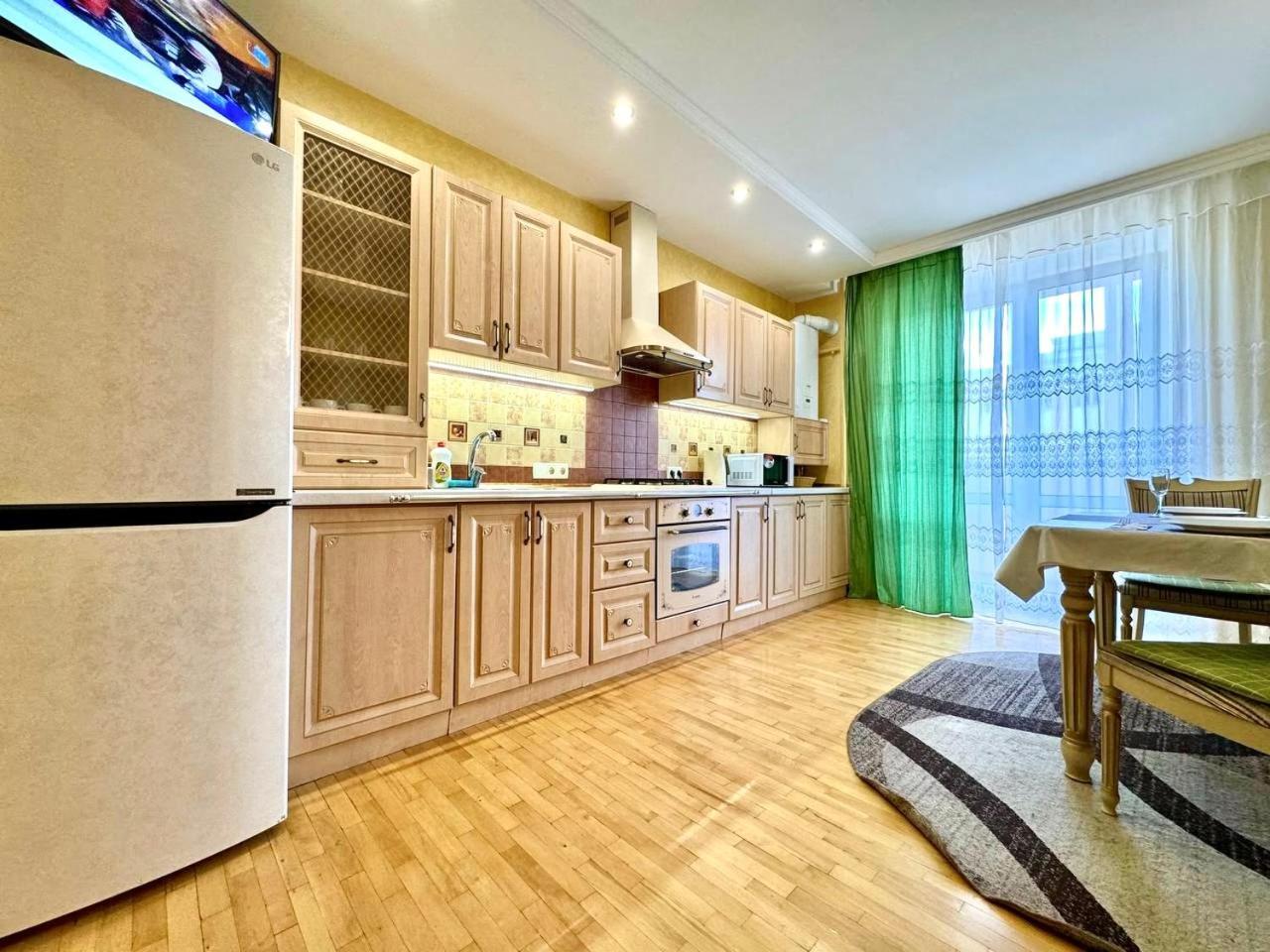 Apartpoltava Вишукані Просторі Апартаменти, Аграрний Університет, Звітна Документація ภายนอก รูปภาพ