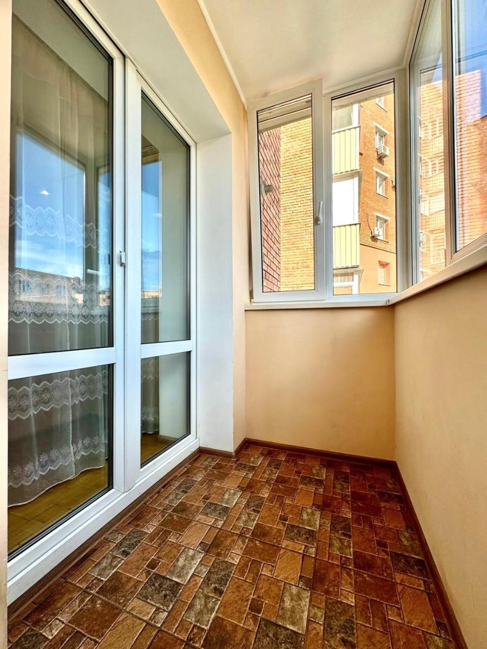 Apartpoltava Вишукані Просторі Апартаменти, Аграрний Університет, Звітна Документація ภายนอก รูปภาพ