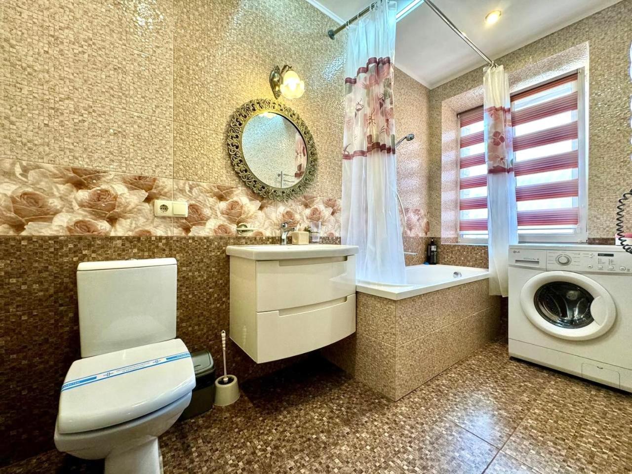 Apartpoltava Вишукані Просторі Апартаменти, Аграрний Університет, Звітна Документація ภายนอก รูปภาพ